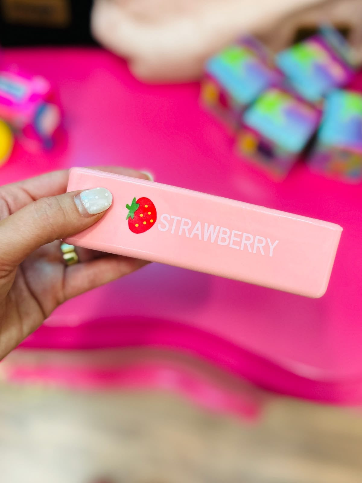 Strawberry Bar (Pre order)